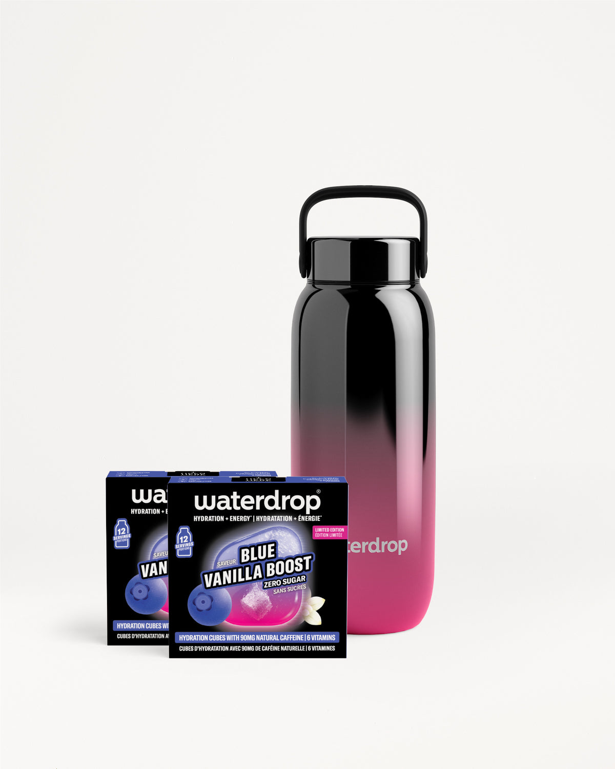 Multifunkcionalna boca od crno-ružičaste boje sa ručkom pored kutije Waterdrop proizvoda.